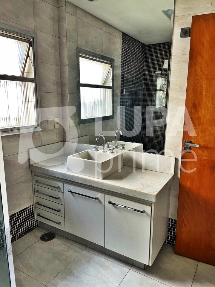 sobrado-venda-sao-paulo-vila-sabrina-3dormitorios-2suites-5vagas-218m2-LM30192