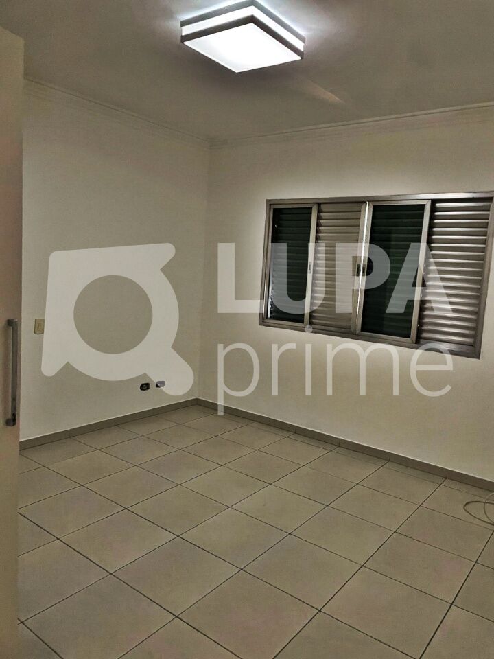 sobrado-venda-sao-paulo-vila-sabrina-3dormitorios-2suites-5vagas-218m2-LM30192
