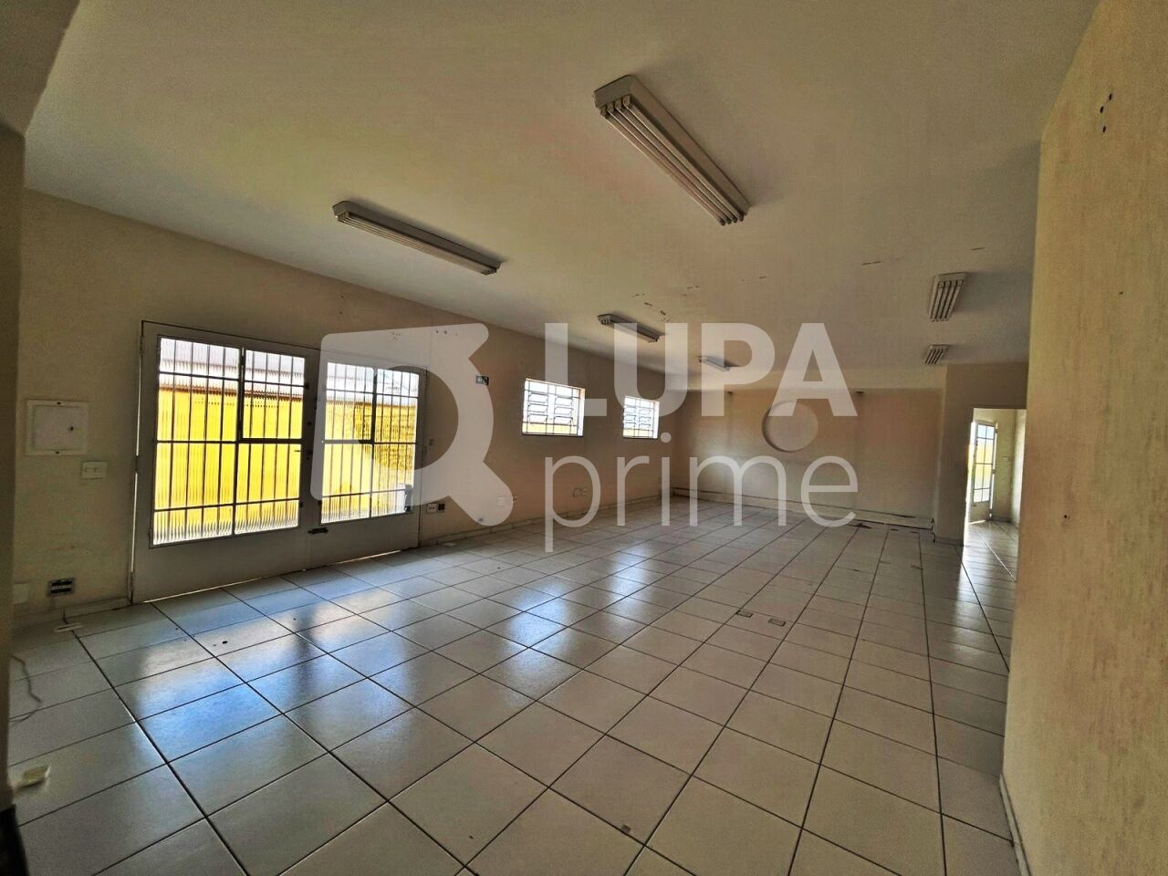 conj-comercial-locacao-sao-paulo-vila-maria-alta-6vagas-300m2-LM30223