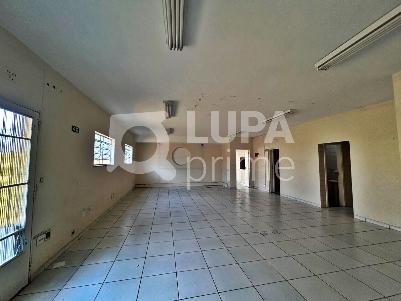 conj-comercial-locacao-sao-paulo-vila-maria-alta-6vagas-300m2-LM30223
