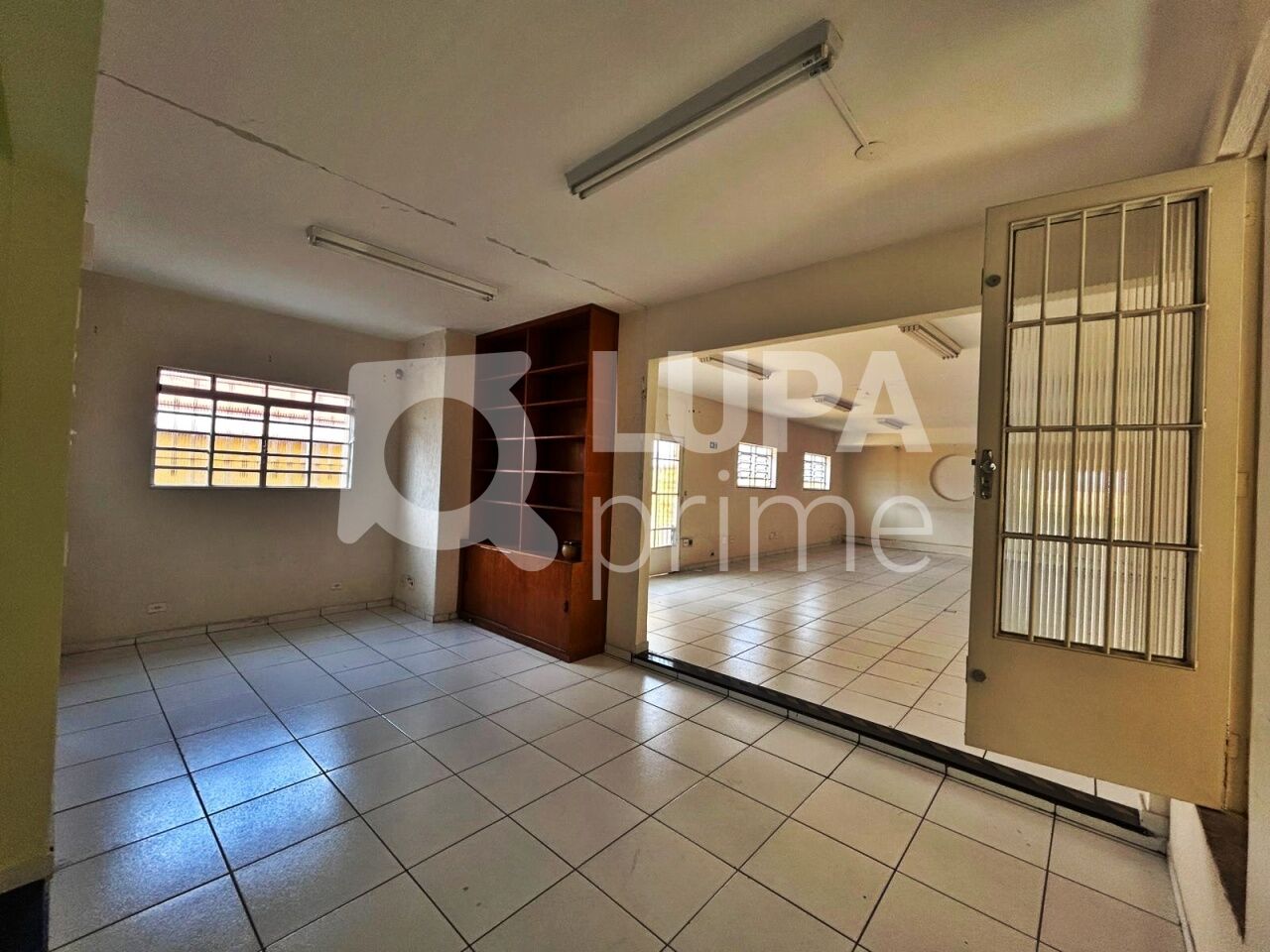 conj-comercial-locacao-sao-paulo-vila-maria-alta-6vagas-300m2-LM30223