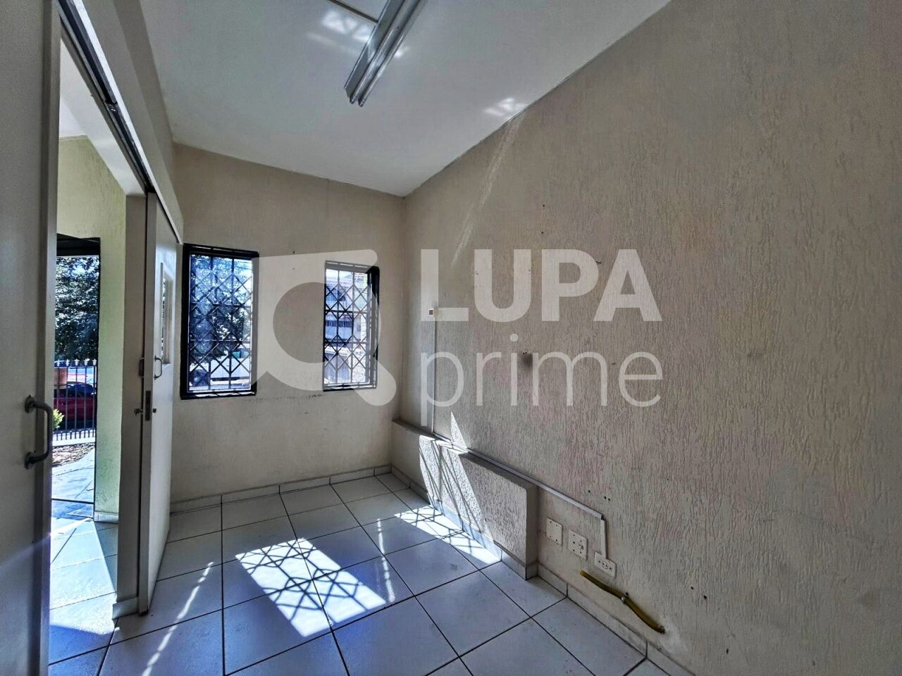 conj-comercial-locacao-sao-paulo-vila-maria-alta-6vagas-300m2-LM30223