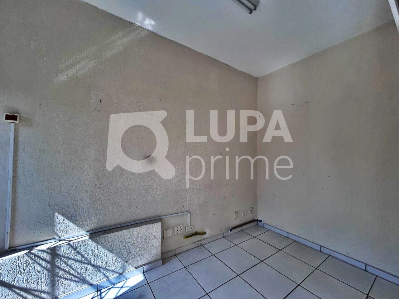 conj-comercial-locacao-sao-paulo-vila-maria-alta-6vagas-300m2-LM30223