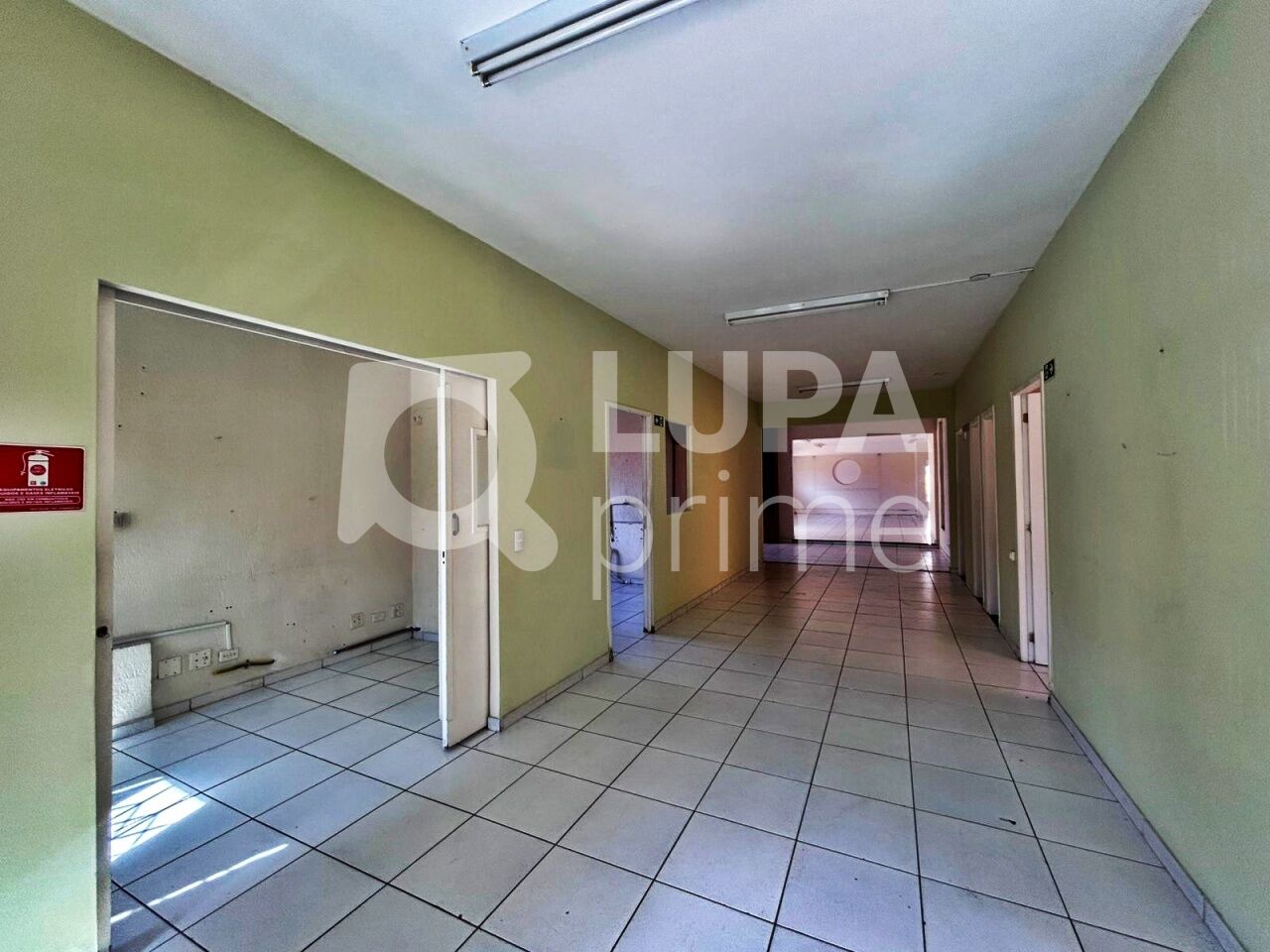 conj-comercial-locacao-sao-paulo-vila-maria-alta-6vagas-300m2-LM30223