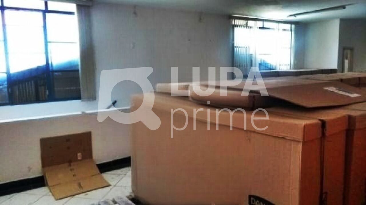 Depósito-Galpão, 700 m² - Foto 2