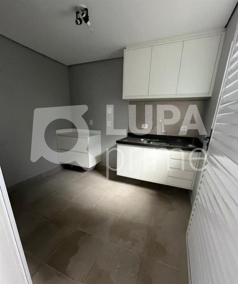 predio-locacao-sao-paulo-agua-fria-10vagas-750m2-LM30287