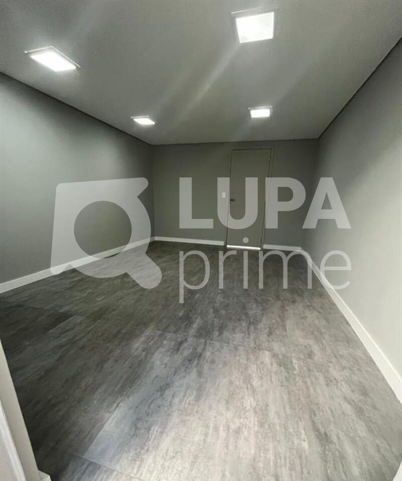 predio-locacao-sao-paulo-agua-fria-10vagas-750m2-LM30287