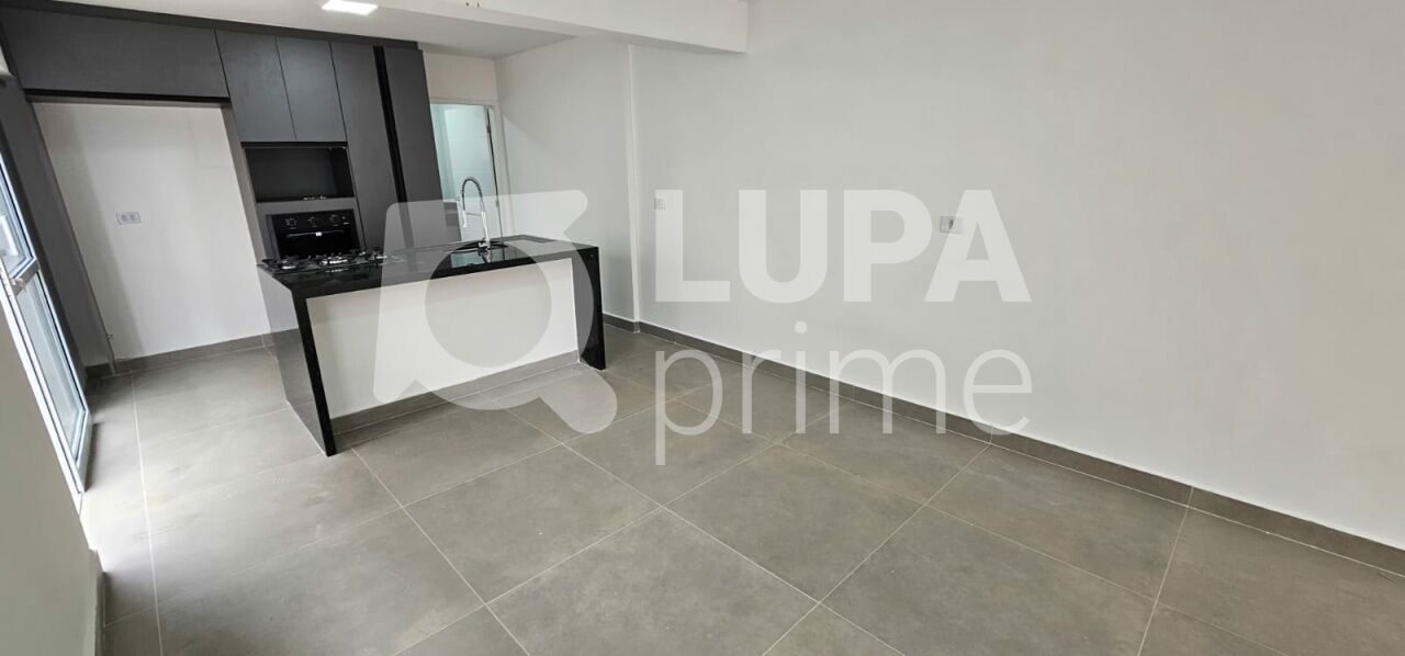 sobrado-locacao-sao-paulo-imirim-3dormitorios-1suite-10vagas-150m2-LM30329