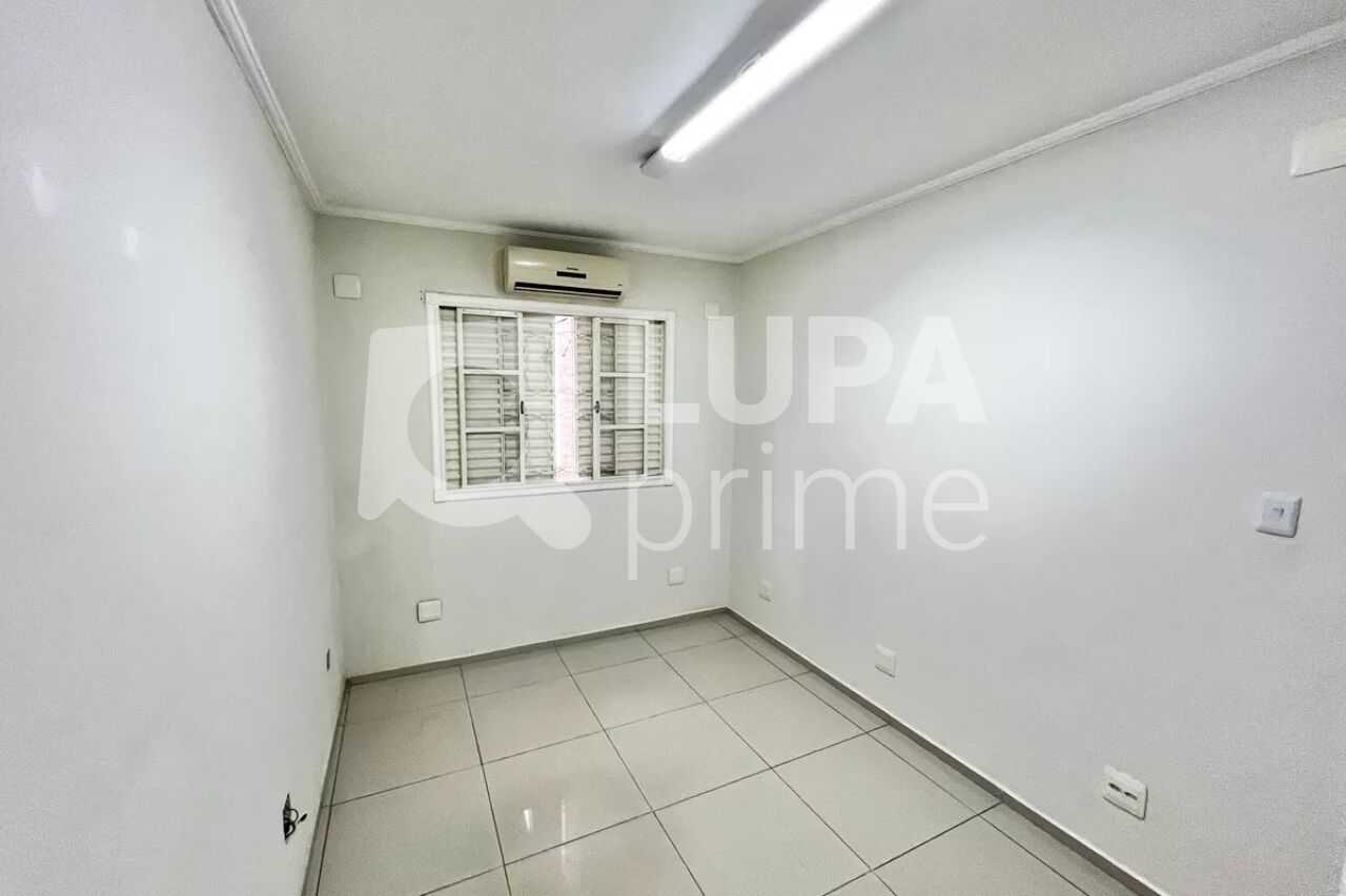 Casa, 3 quartos, 191 m² - Foto 13