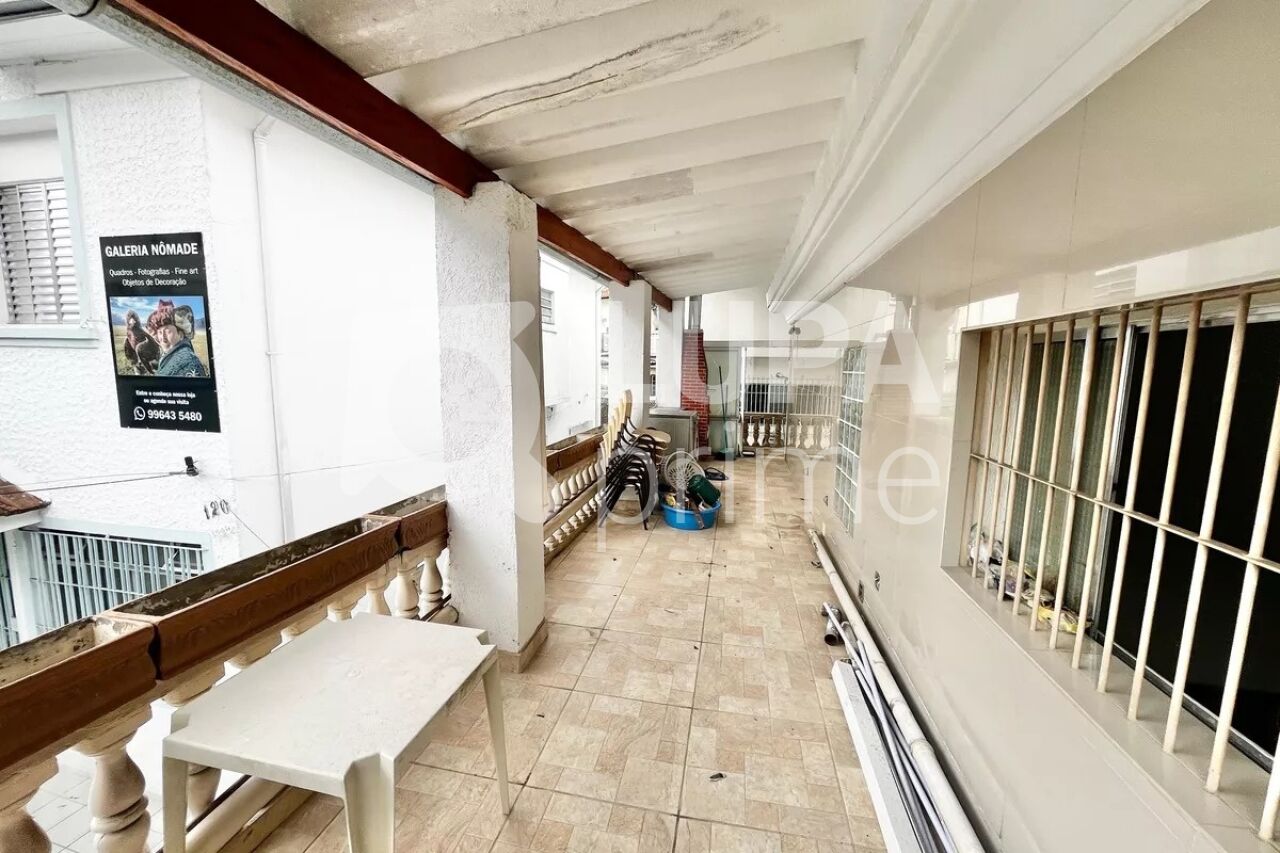 Casa, 3 quartos, 191 m² - Foto 2