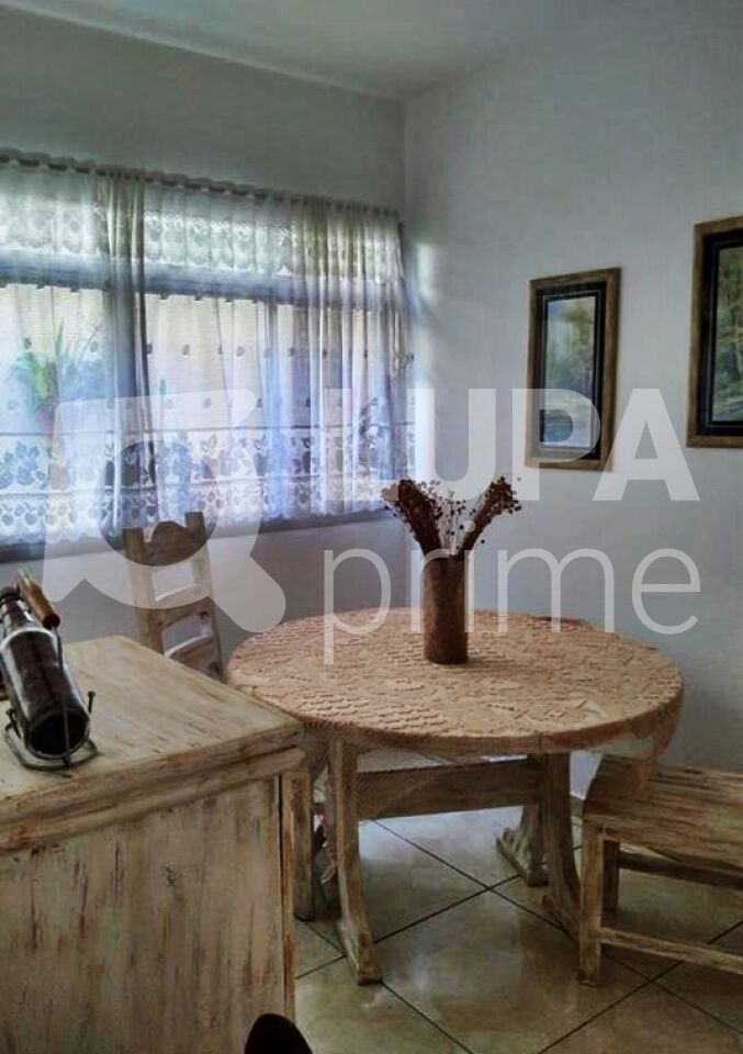 Casa, 3 quartos, 141 m² - Foto 1