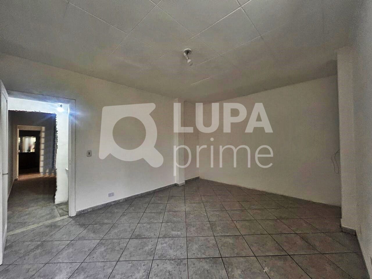 galpao-locacao-sao-paulo-parada-inglesa-10vagas-257m2-LM30424