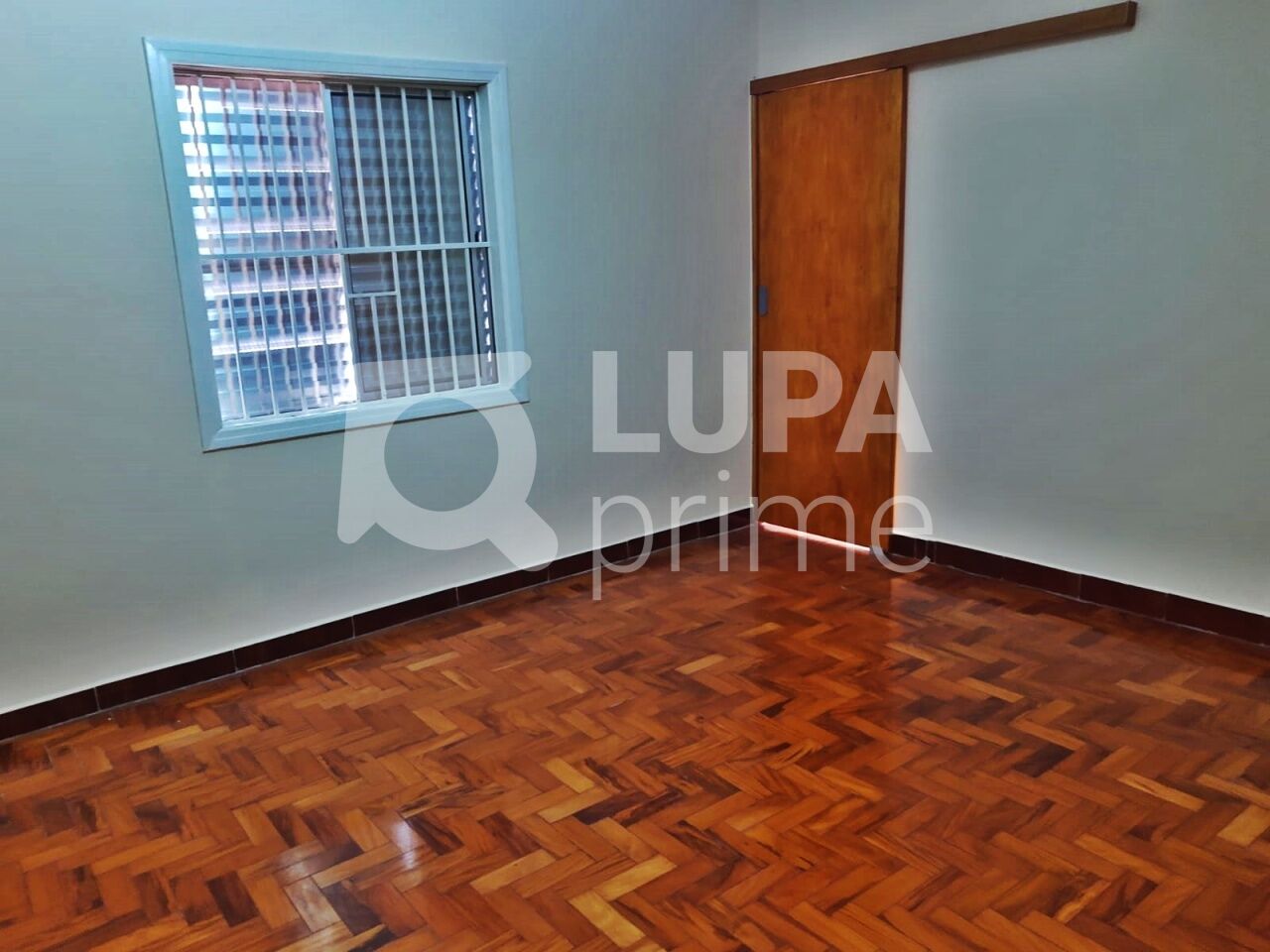 casa-terrea-locacao-sao-paulo-vila-maria-alta-2dormitorios-1suite-8vagas-200m2-LM30449