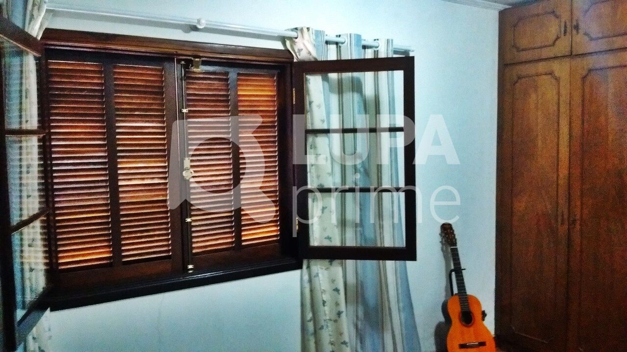 casa-terrea-venda-sao-paulo-vila-guilherme-3dormitorios-1suite-4vagas-162m2-LM30527