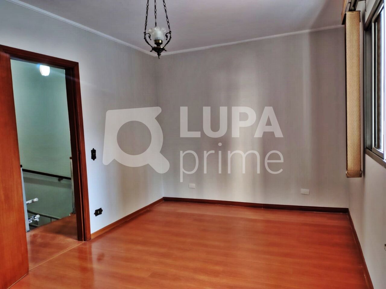 sobrado-locacao-sao-paulo-parada-inglesa-4dormitorios-2suites-2vagas-140m2-LM30556