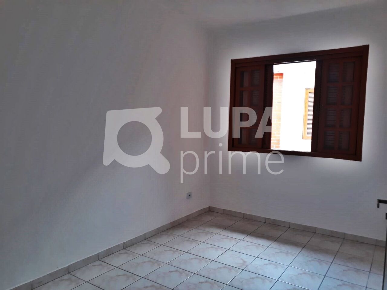sobrado-locacao-sao-paulo-vila-sabrina-3dormitorios-2vagas-97m2-LM30566