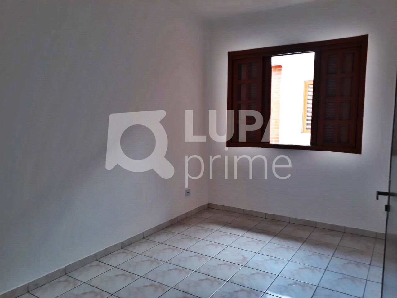 sobrado-locacao-sao-paulo-vila-sabrina-3dormitorios-2vagas-97m2-LM30566