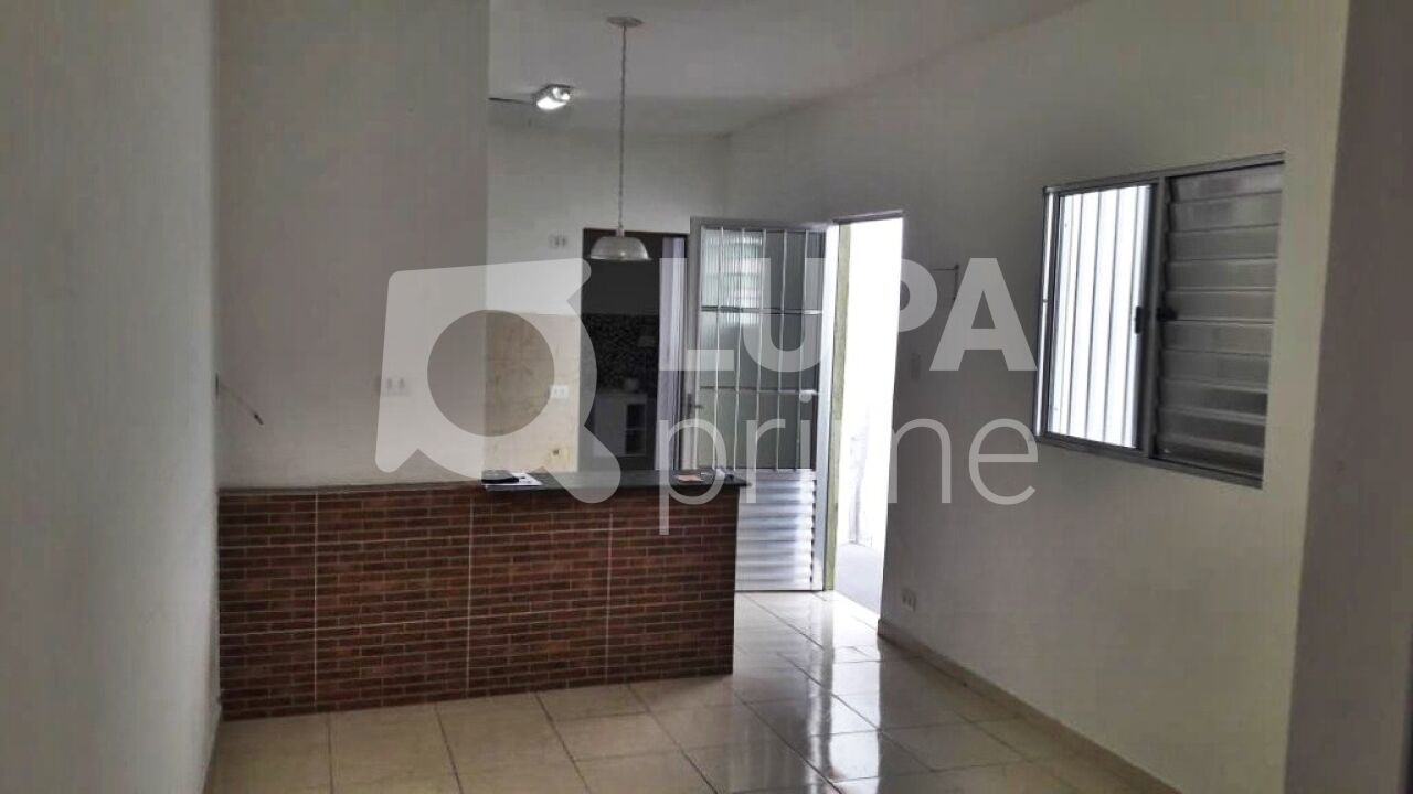 Casa, 1 quarto, 65 m² - Foto 1