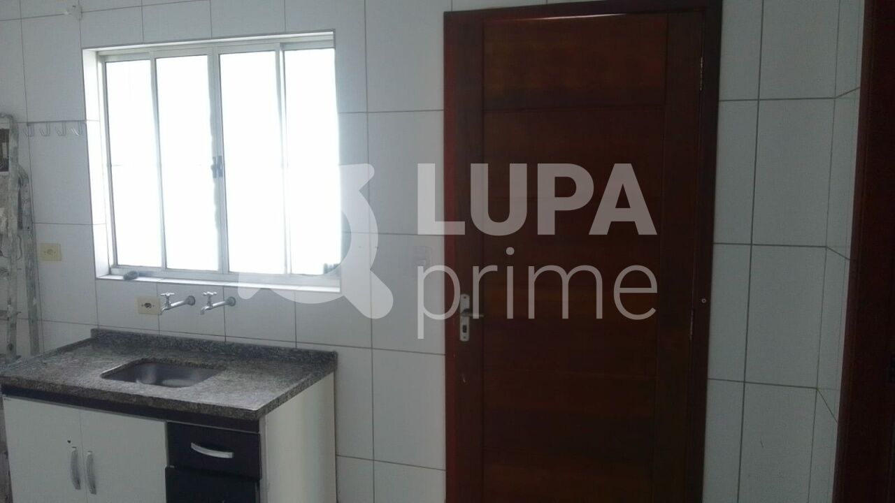 Casa, 1 quarto, 30 m² - Foto 2