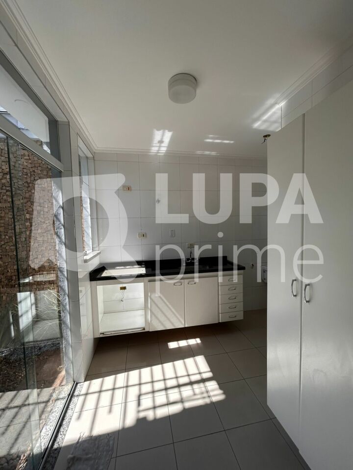 sobrado-venda-sao-paulo-santana-3dormitorios-3suites-4vagas-127m2-LM30756
