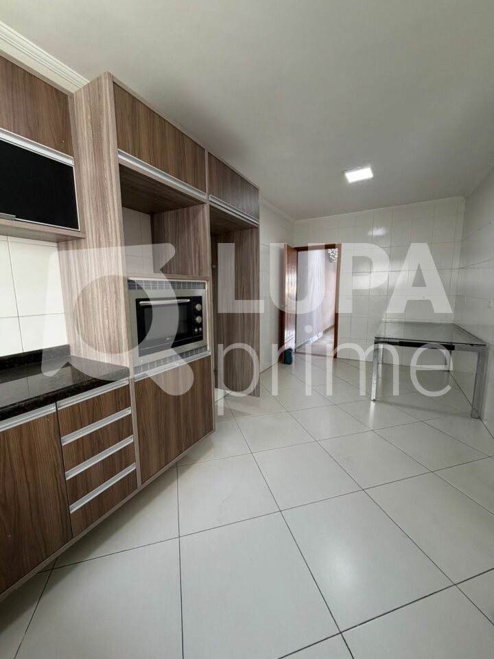 sobrado-venda-sao-paulo-vila-medeiros-3dormitorios-3vagas-111m2-LM30771
