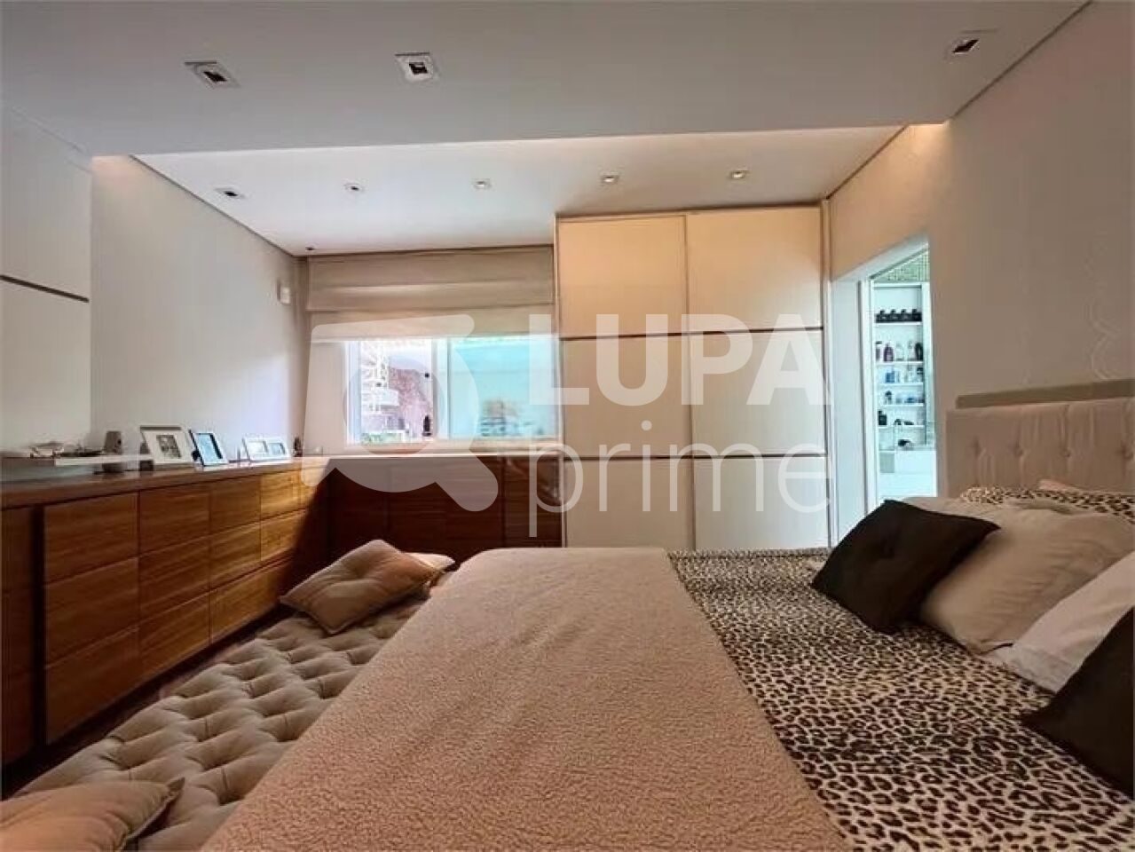 sobrado-venda-sao-paulo-jardim-leonor-mendes-de-barros-3dormitorios-3suites-5vagas-253m2-LM30785