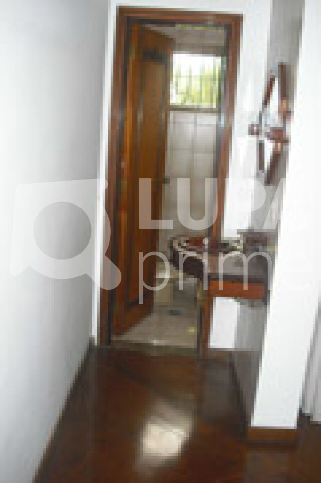 sobrado-venda-sao-paulo-vila-maria-alta-3dormitorios-1suite-6vagas-500m2-LM556