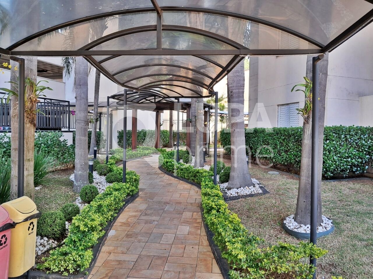 Apartamento à venda com 3 quartos, 65m² - Foto 25