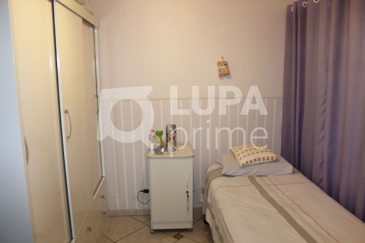 Casa à venda com 3 quartos, 180m² - Foto 15