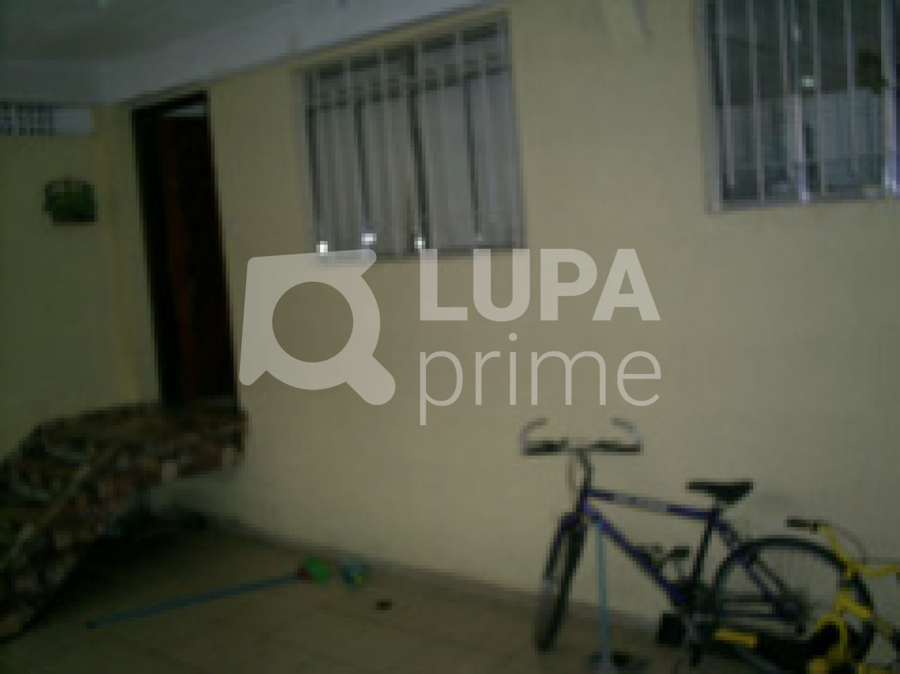 Casa à venda com 2 quartos, 75m² - Foto 2