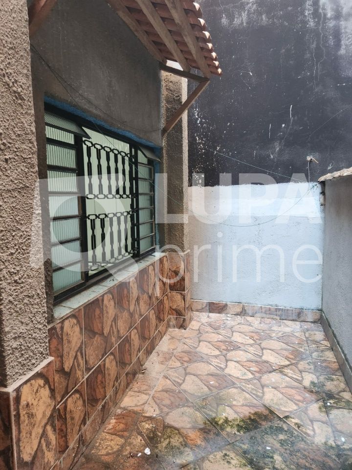 sobrado-venda-sao-paulo-parque-ramos-freitas-5dormitorios-2suites-4vagas-834m2-LM871