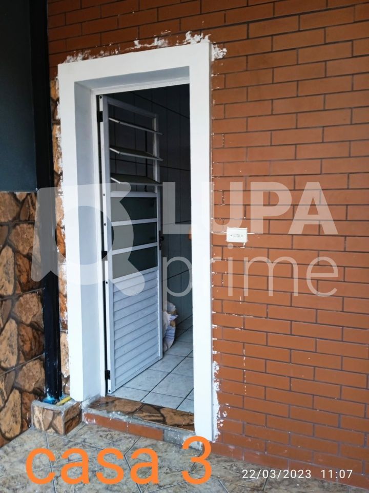 sobrado-venda-sao-paulo-parque-ramos-freitas-5dormitorios-2suites-4vagas-834m2-LM871