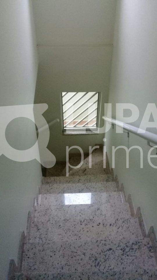 sobrado-venda-sao-paulo-vila-nivi-3dormitorios-3suites-4vagas-240m2-LS101