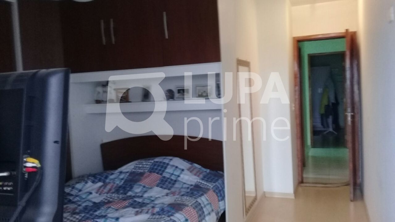 sobrado-venda-sao-paulo-vila-nivi-3dormitorios-3suites-4vagas-240m2-LS101