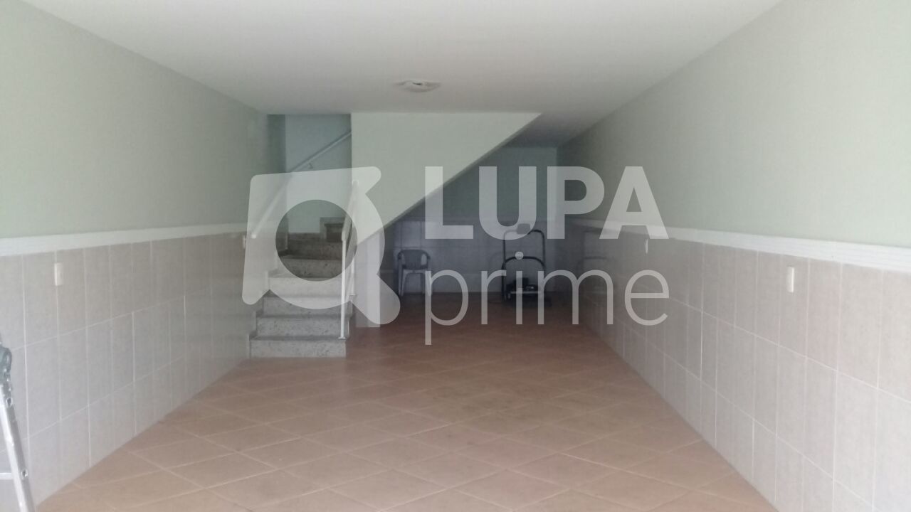 sobrado-venda-sao-paulo-vila-nivi-3dormitorios-3suites-4vagas-240m2-LS101