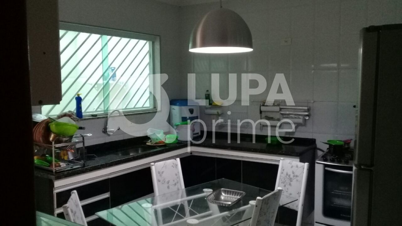 sobrado-venda-sao-paulo-vila-nivi-3dormitorios-3suites-4vagas-240m2-LS101