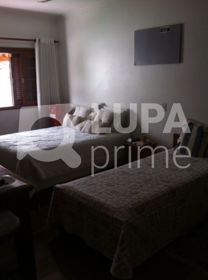 casa-terrea-venda-sao-paulo-jardim-virginia-bianca-3dormitorios-1suite-5vagas-300m2-LS10777