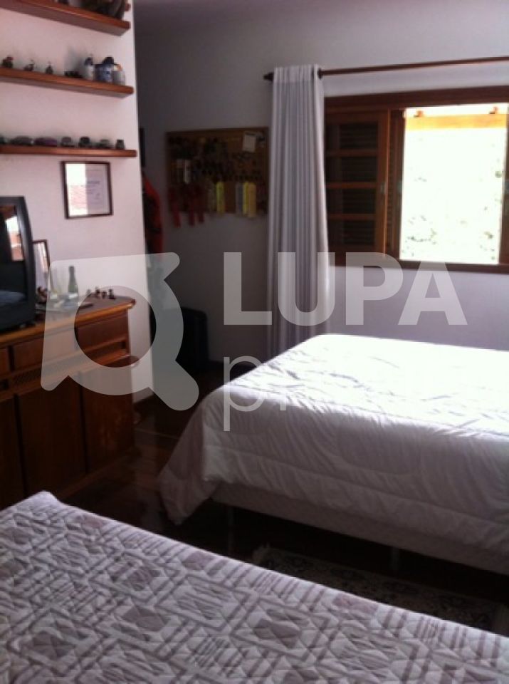 casa-terrea-venda-sao-paulo-jardim-virginia-bianca-3dormitorios-1suite-5vagas-300m2-LS10777