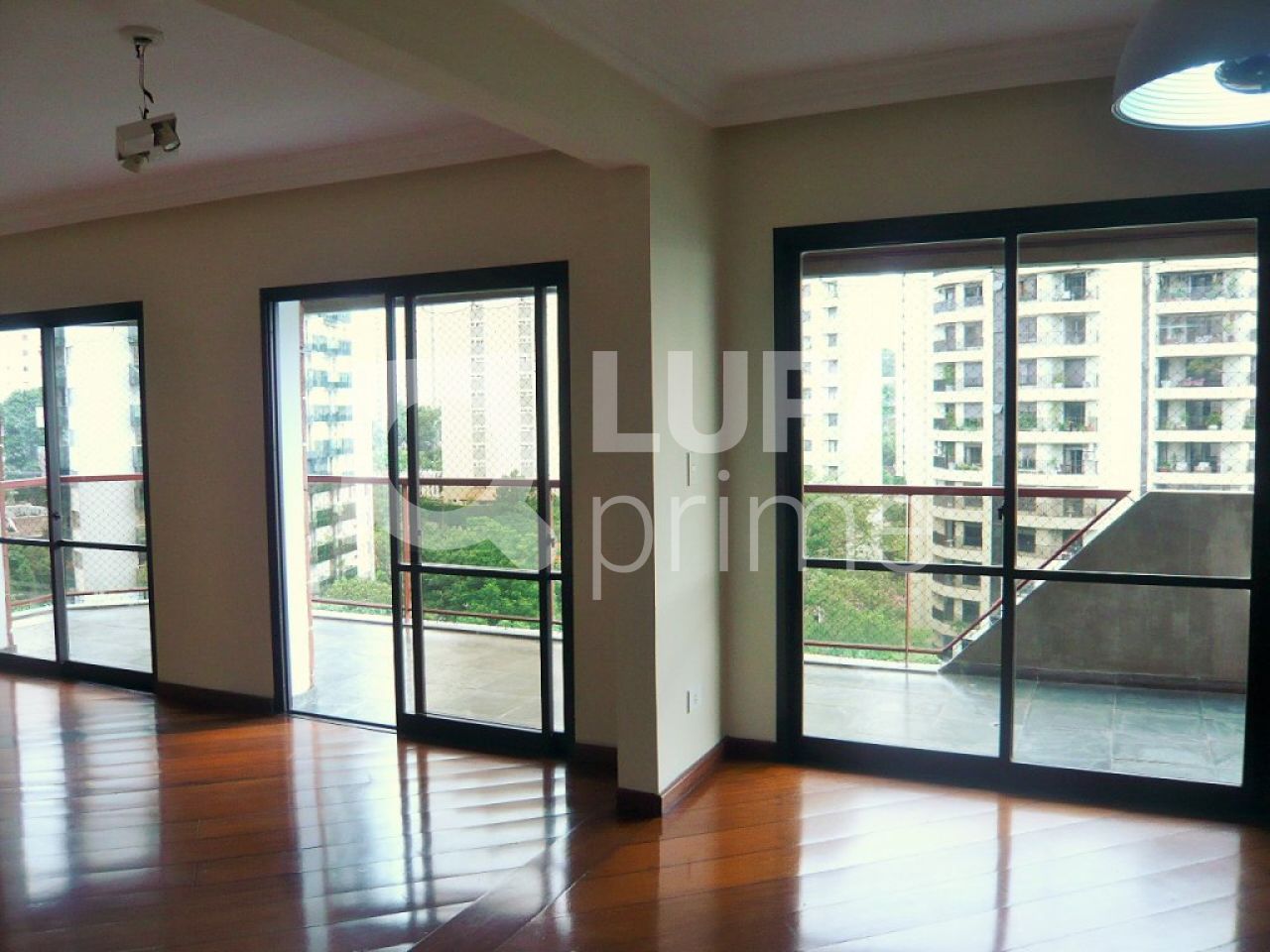 apartamento-venda-sao-paulo-vila-suzana-3dormitorios-1suite-2vagas-186m2-LS10812