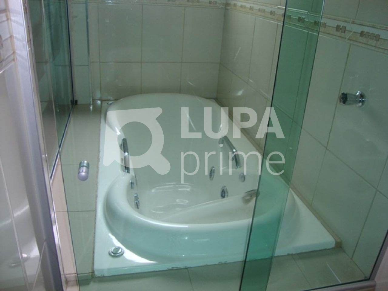 sobrado-venda-sao-paulo-carandiru-2dormitorios-2suites-4vagas-100m2-LS11138