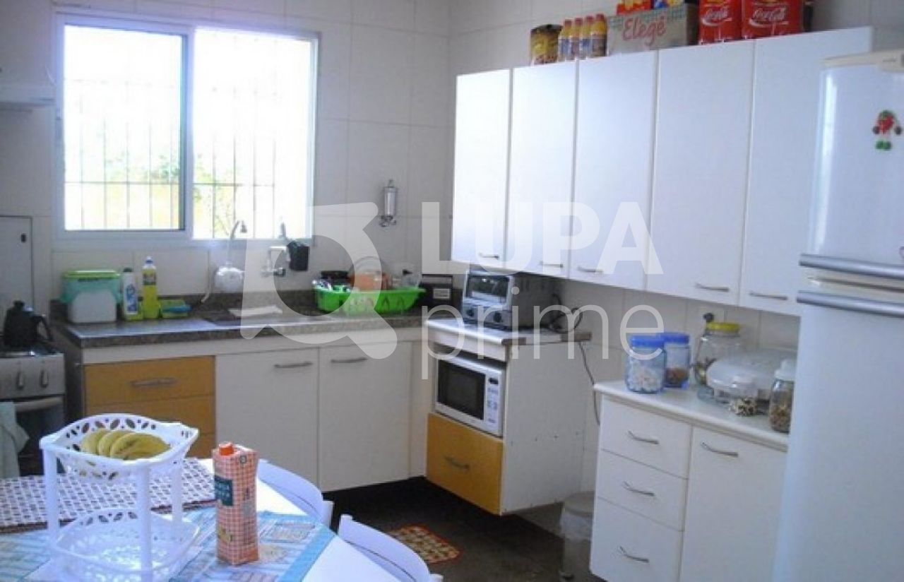 casa-terrea-venda-sao-paulo-jardim-paraiso-2dormitorios-2vagas-80m2-LS11250