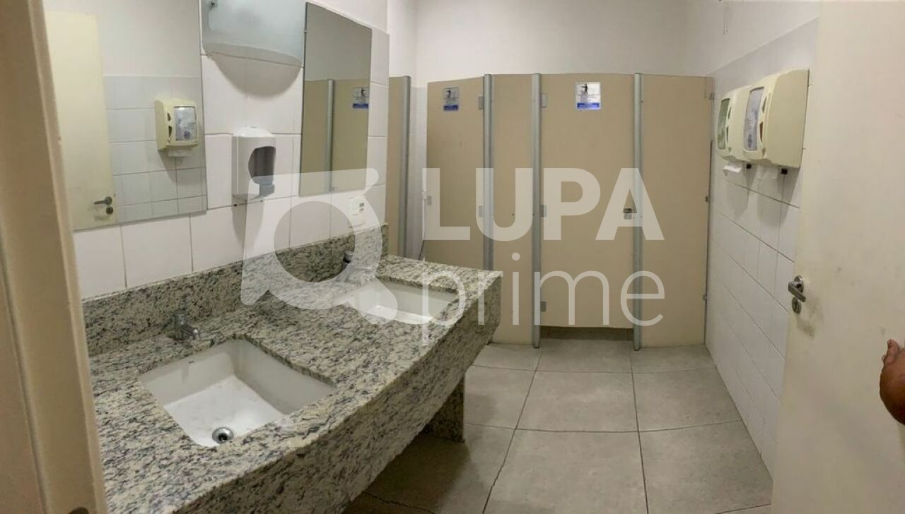 conj-comercial-locacao-sao-paulo-jardim-das-laranjeiras-20vagas-1820m2-LS11554