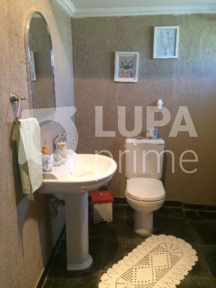 Casa, 4 quartos, 260 m² - Foto 19
