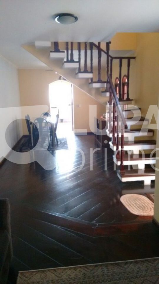 sobrado-venda-sao-paulo-jardim-helian-3dormitorios-1suite-5vagas-125m2-LS11695