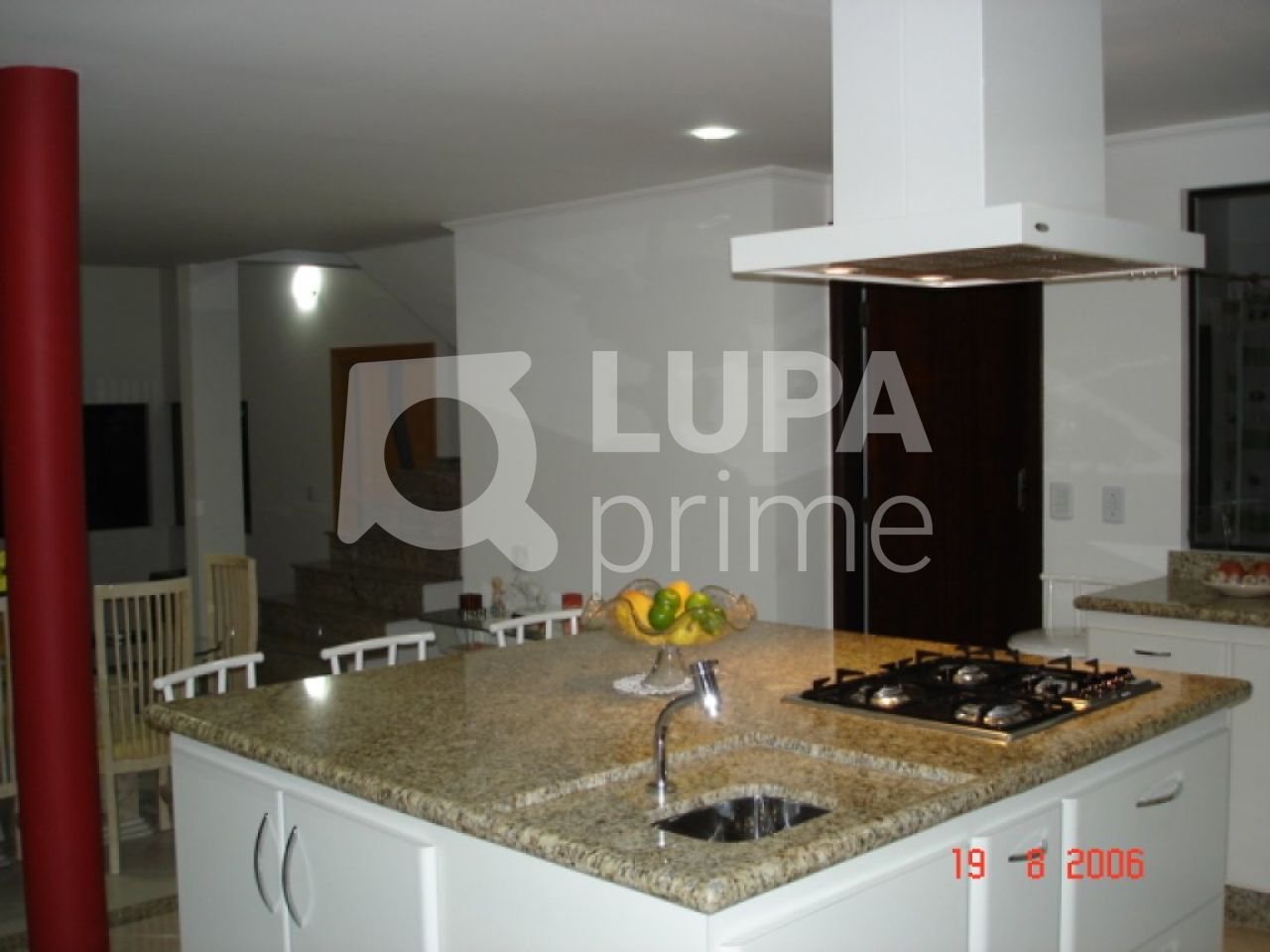 sobrado-venda-sao-paulo-parque-petropolis-3dormitorios-2suites-3vagas-237m2-LS12029