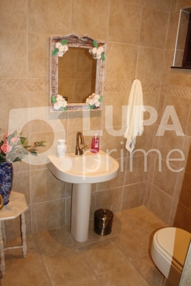 Casa, 3 quartos, 240 m² - Foto 10