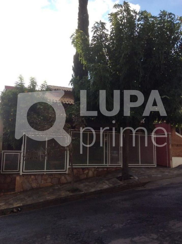 Casa, 3 quartos, 240 m² - Foto 3