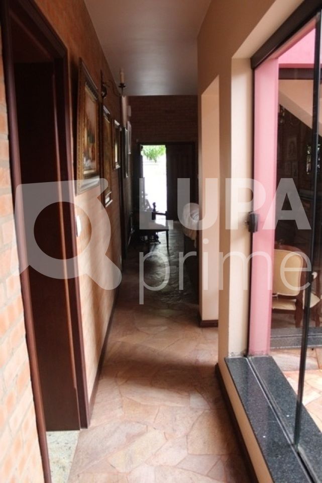 Casa, 3 quartos, 240 m² - Foto 17