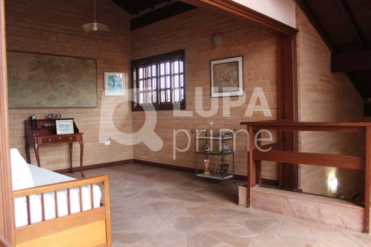 Casa, 3 quartos, 240 m² - Foto 9
