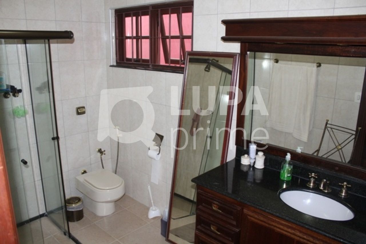 Casa, 3 quartos, 240 m² - Foto 19